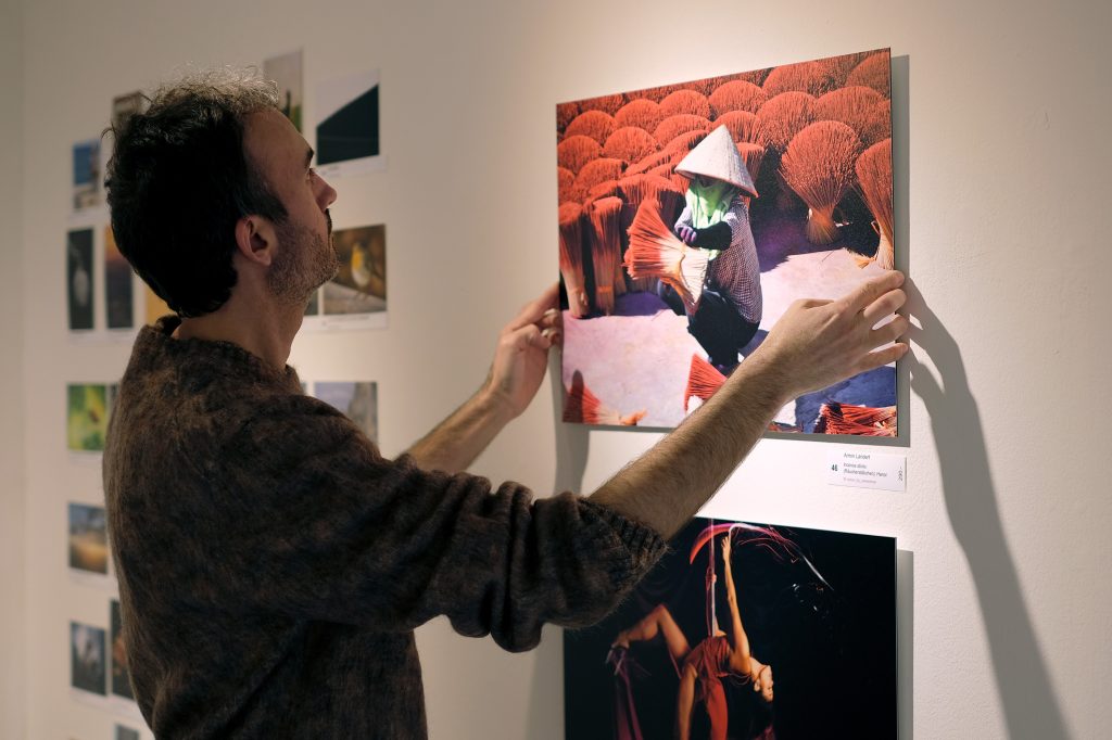 Interview Quim Vilar, Ausstellung Swiss Photo Club, Foto Christian Nübel, Februar 2026, Zürich, Photobastei