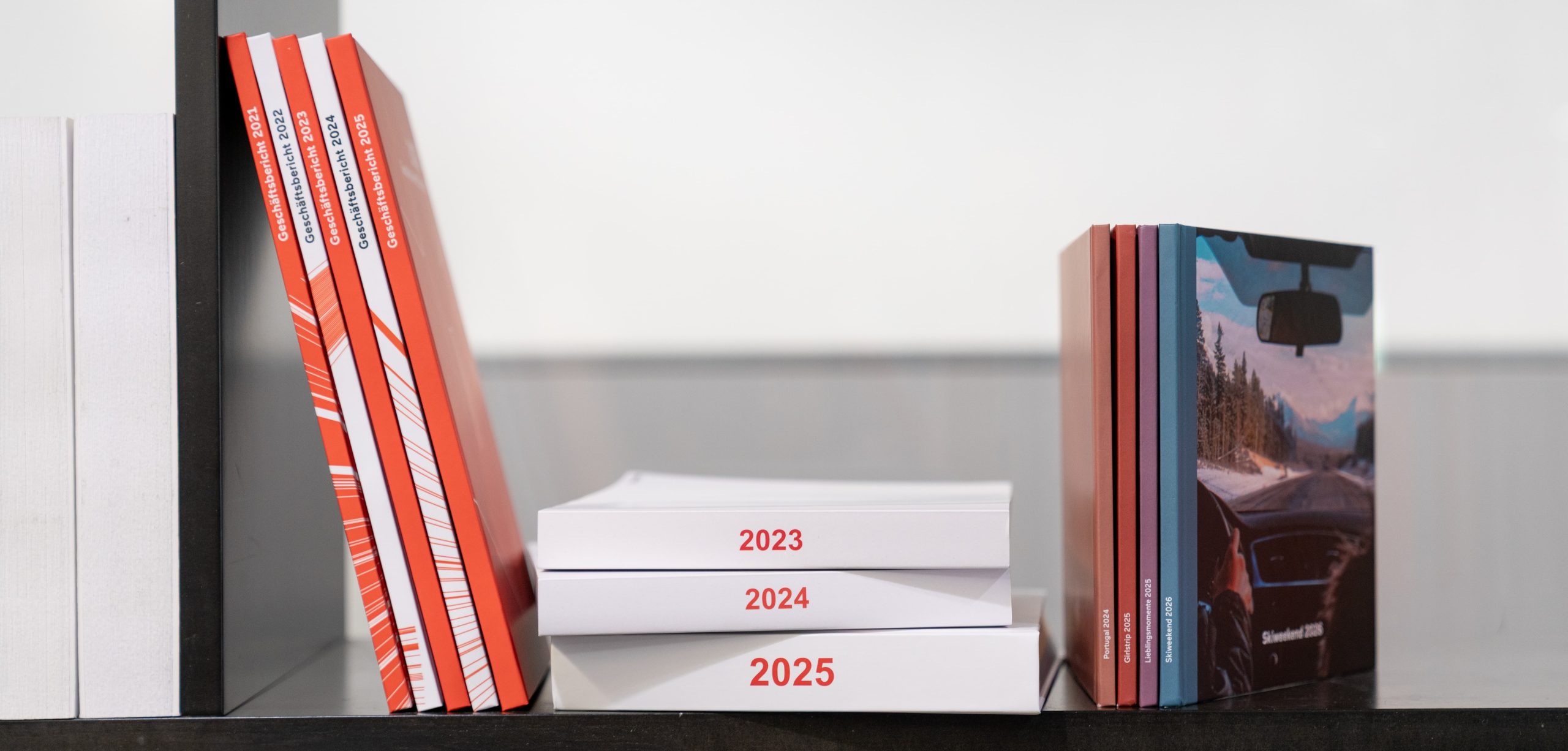 Fotobuch-Serie erstellen – So gelingt eine einheitliche Fotobuchreihe über viele Jahre